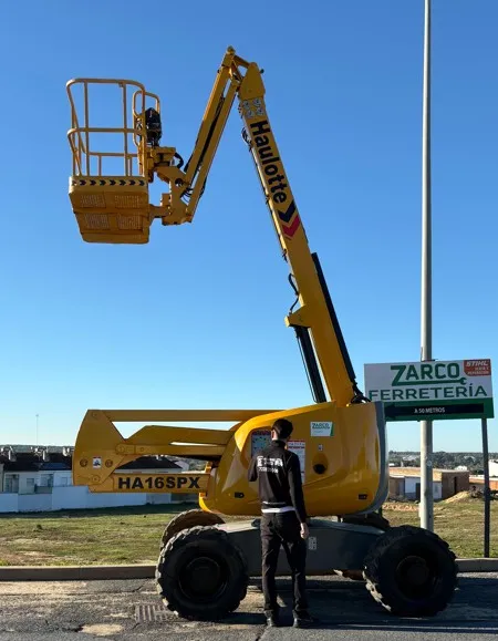 BRAZO ARTICULADO 16M en alquiler – Huelva | Myrentix